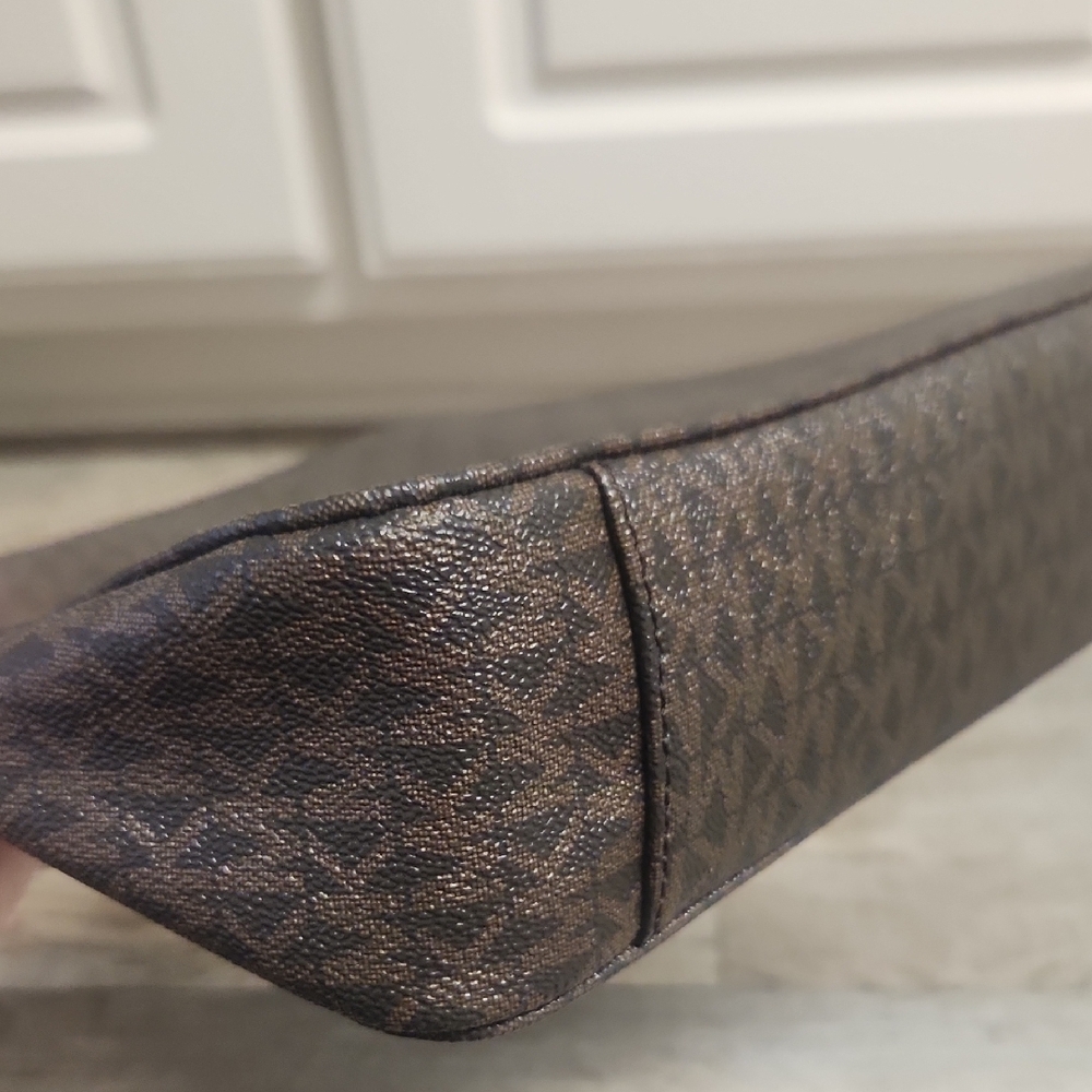 Michael Kors Dark Brown Crossbody Bag - Picture 5 of 15